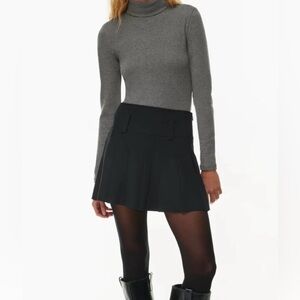 Twenty One, Black Pleated Mini Skirt With Belt Loops Made in USA M